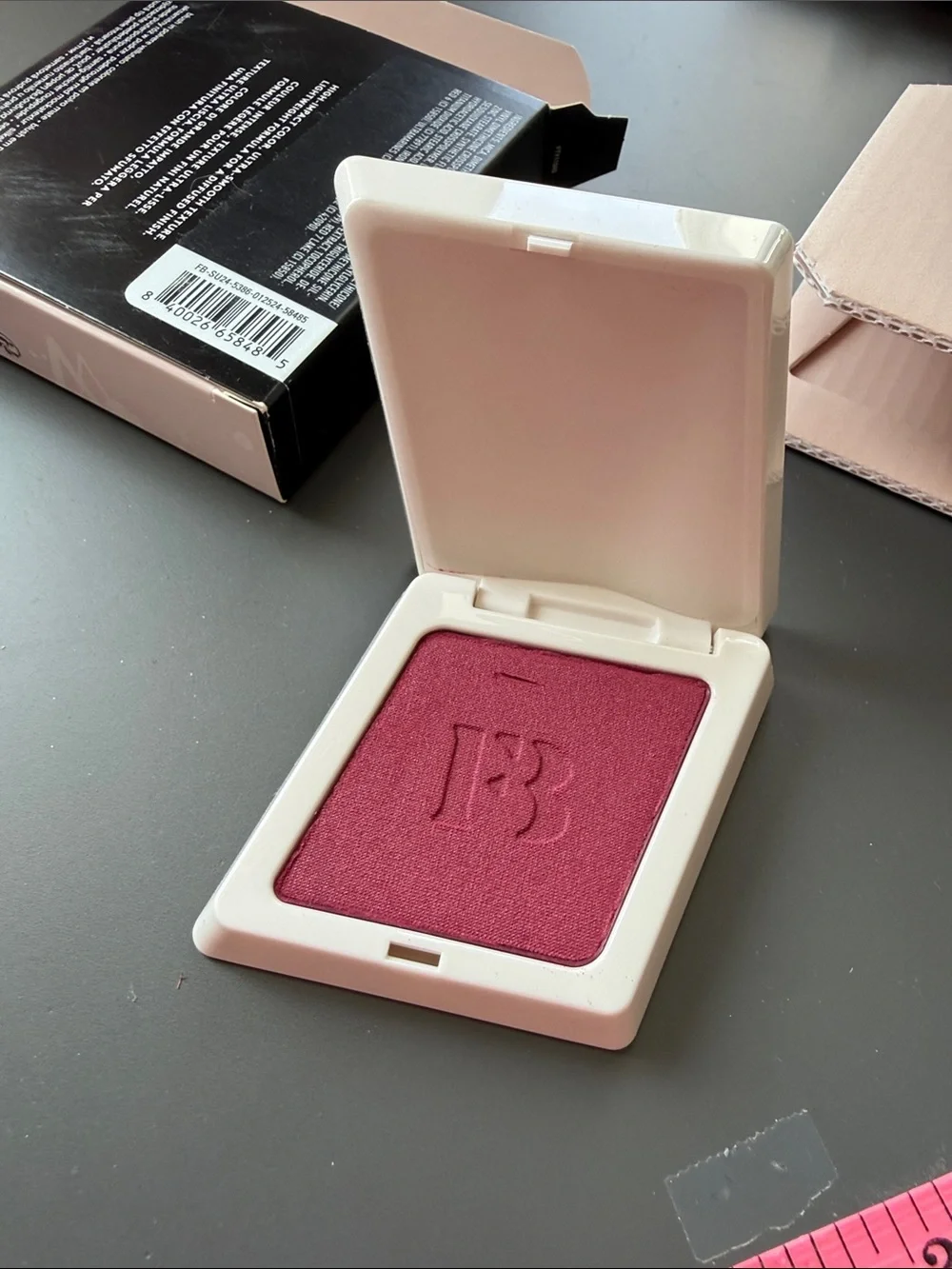 Fenty Beauty Fenty Cheeks Suede Powder Blush - Summertime Wine